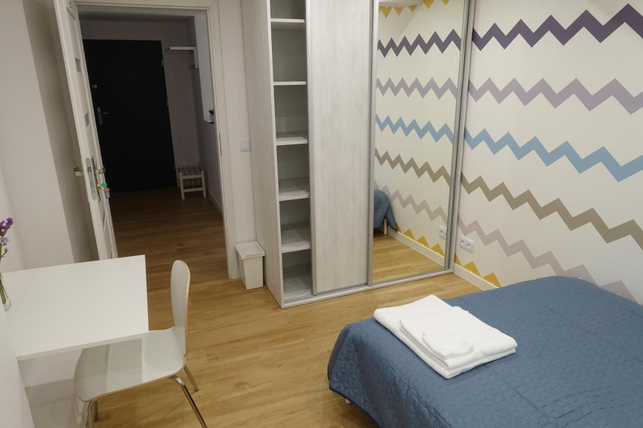 Three Rooms Apartment Krakow Exterior photo